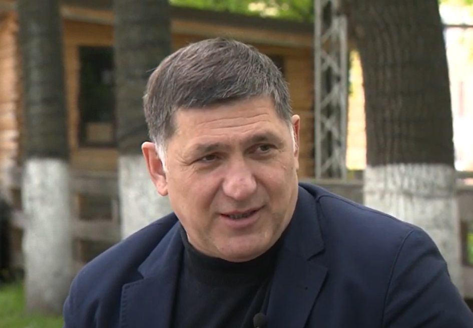 В Донецке установили памятный знак, посвященный Сергею Пускепалису